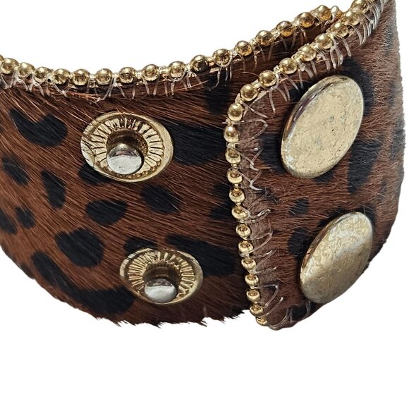 Retro Leopard Print Faux Fur Snap Bracelet Gold Beaded Trim Fashion Jewelry - Picture 3 of 5